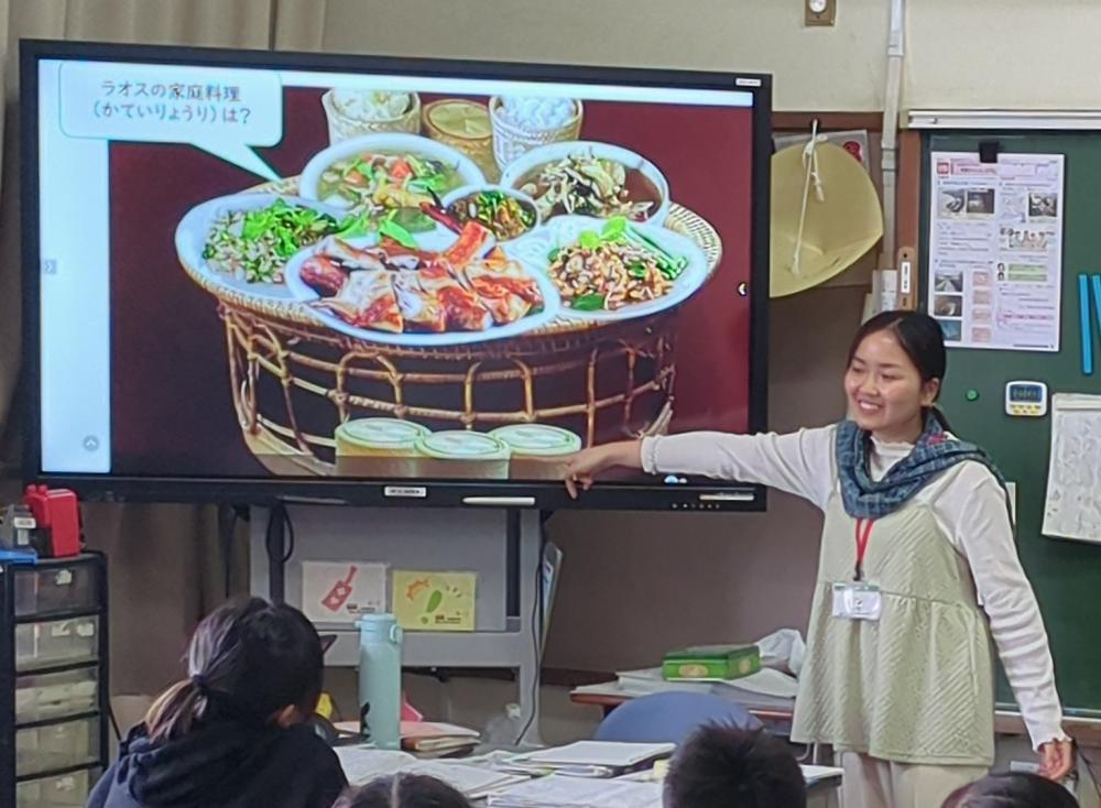 ラオスの課t理料理サムネイル